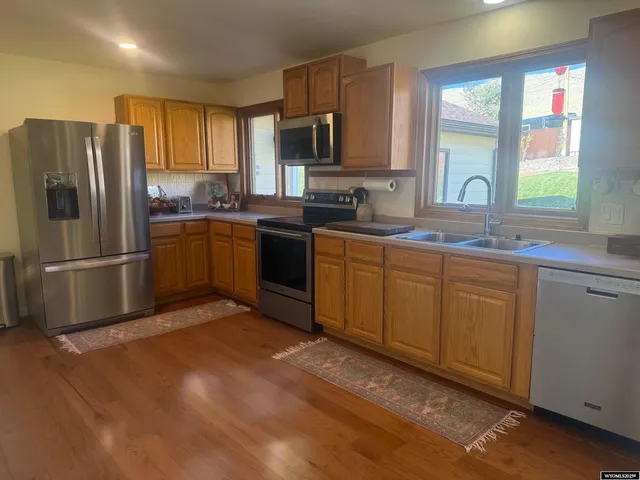 $487,000 | 2002 Happy Hollow Circle, Rawlins, WY 82301