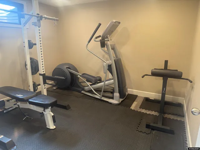 $487,000 | 2002 Happy Hollow Circle, Rawlins, WY 82301