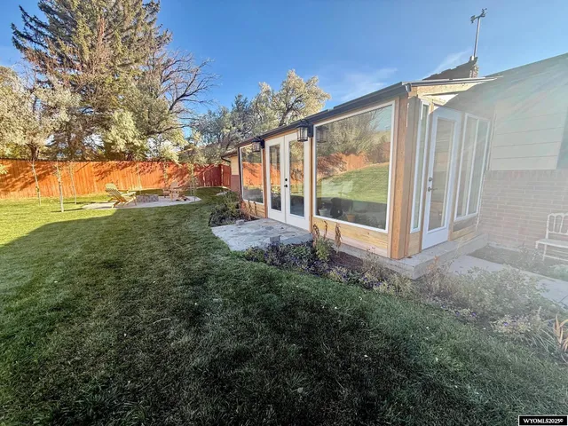 $487,000 | 2002 Happy Hollow Circle, Rawlins, WY 82301