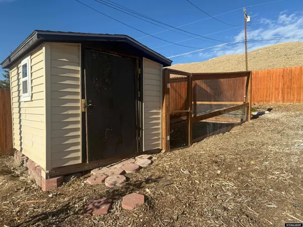 $487,000 | 2002 Happy Hollow Circle, Rawlins, WY 82301