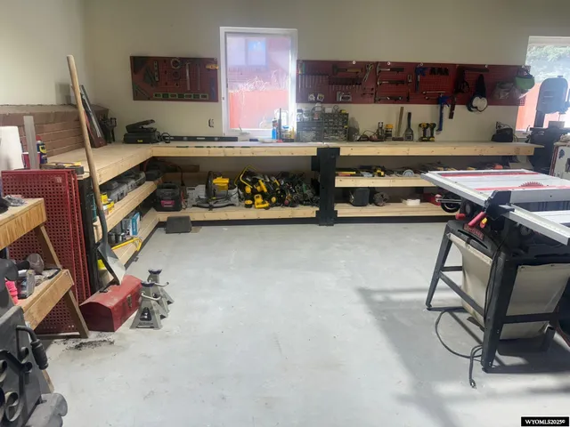 $487,000 | 2002 Happy Hollow Circle, Rawlins, WY 82301