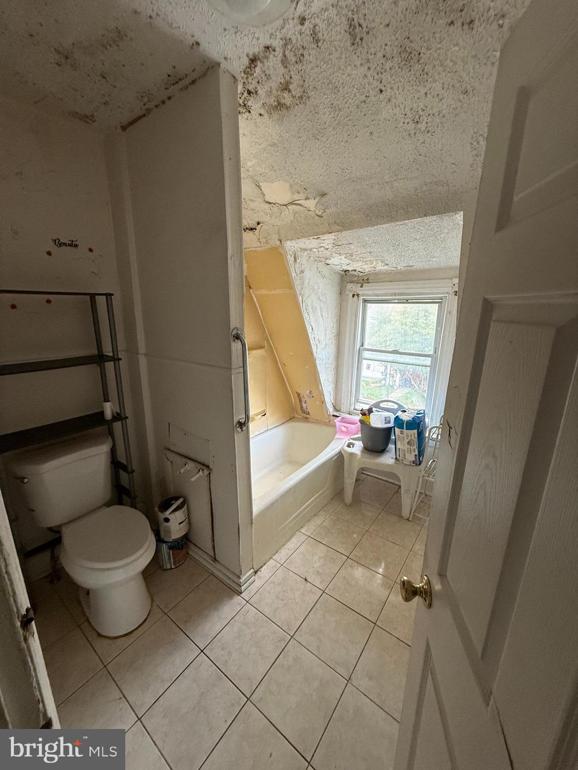 13 Walnut Street Marcus Hook, PA 19061 - Photo 8 of 13