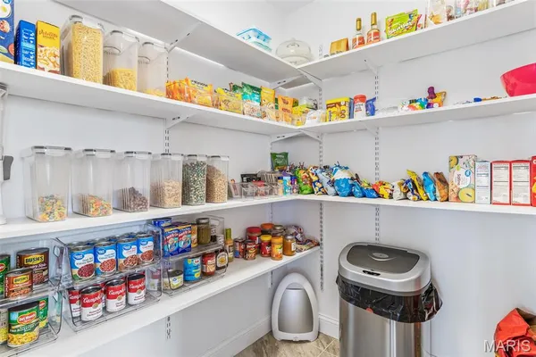 $724,900 | 4095 Saddle Wood Road, De Soto, MO 63020