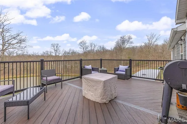 $724,900 | 4095 Saddle Wood Road, De Soto, MO 63020