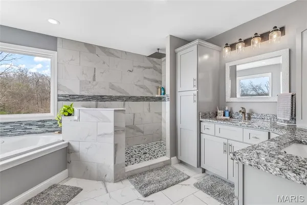 $724,900 | 4095 Saddle Wood Road, De Soto, MO 63020