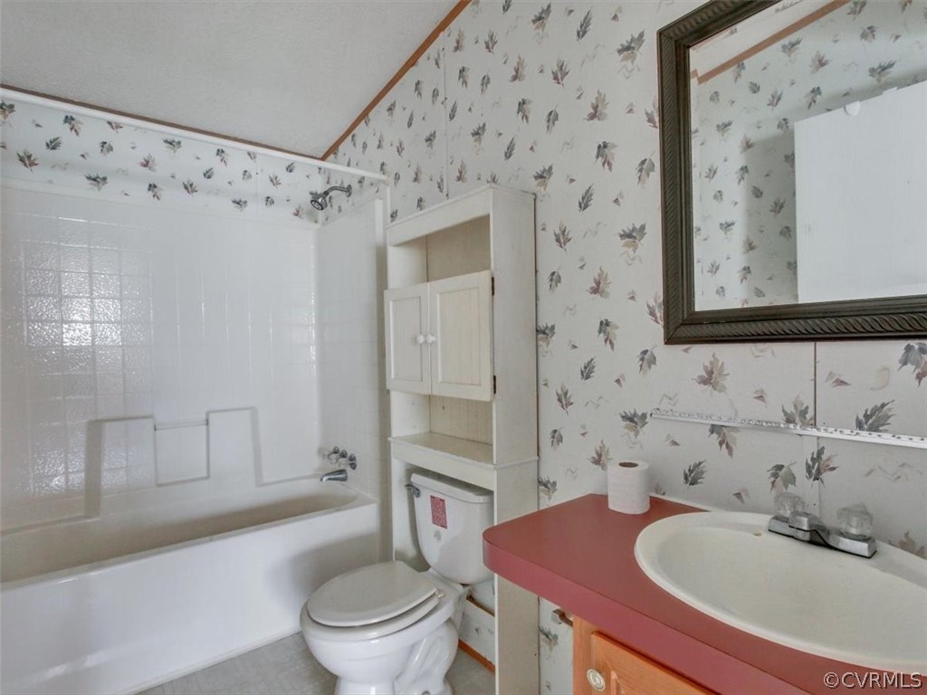 1225 Lebanon Road Spring Grove, VA 23881 - Photo 20 of 26 Gallery Image 20