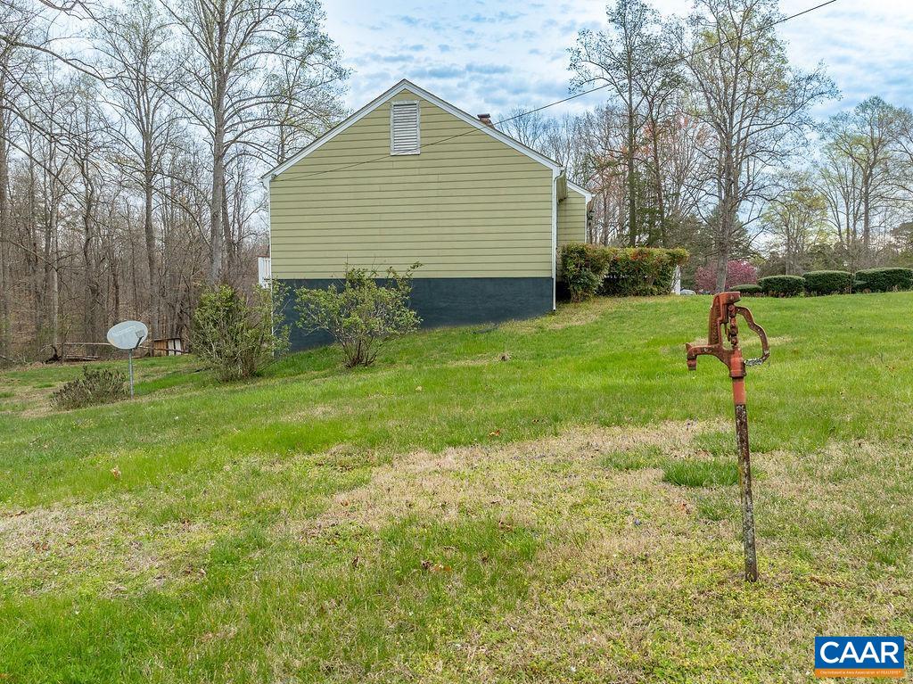 7726 Albevanna Spring Road Scottsville, VA 24590 - Photo 33 of 45 Gallery Image 33