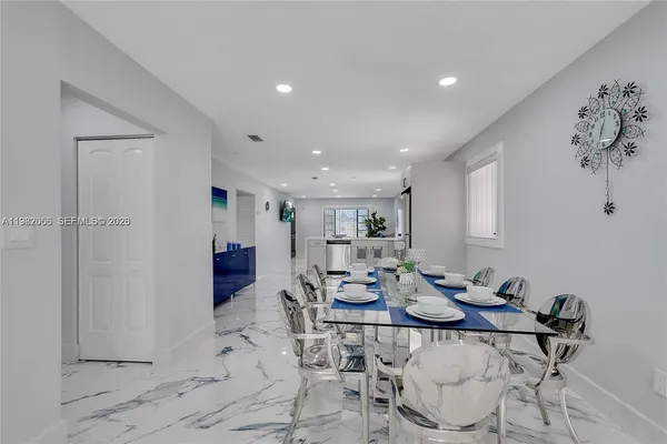 $3,650 | 895 West 39th Place, Hialeah, FL 33012