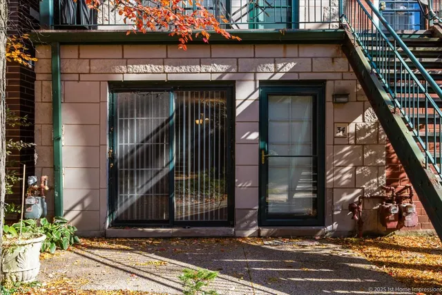 $379,000 | 1812 South State Street, Unit 34, Chicago, IL 60616