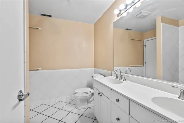 $379,000 | 1812 South State Street, Unit 34, Chicago, IL 60616