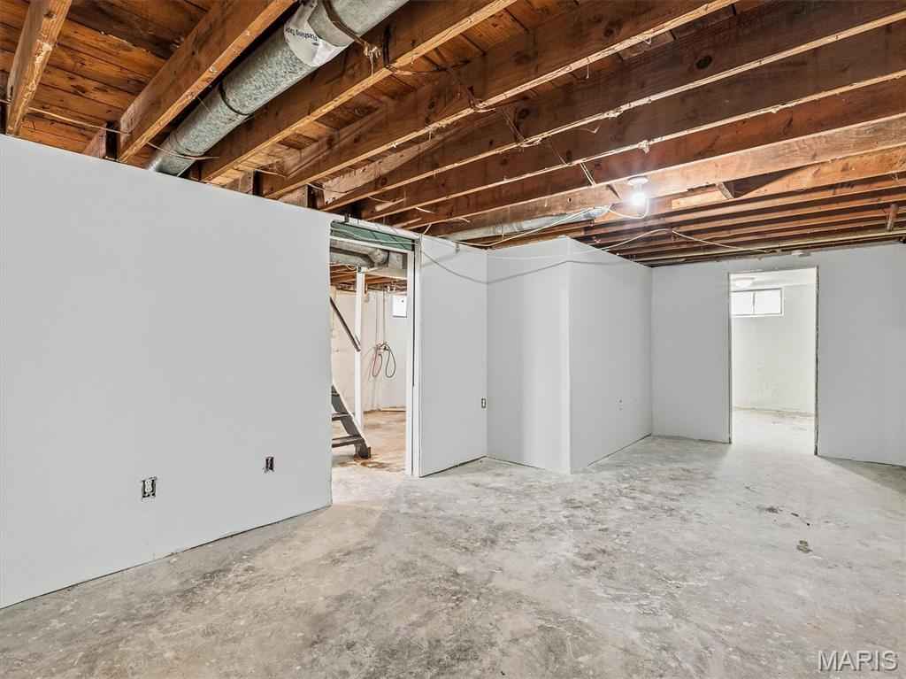 401 Cameron Road St. Louis, MO 63137 - Photo 14 of 14