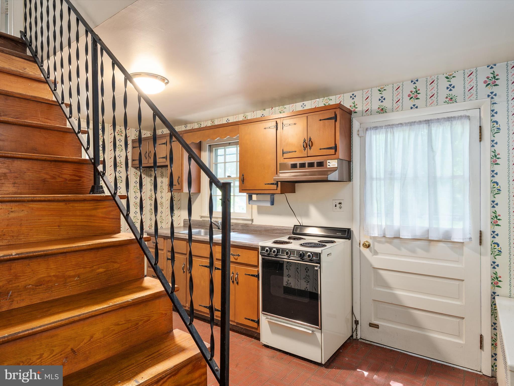 1909 Altavue Road Catonsville, MD 21228 - Photo 13 of 26