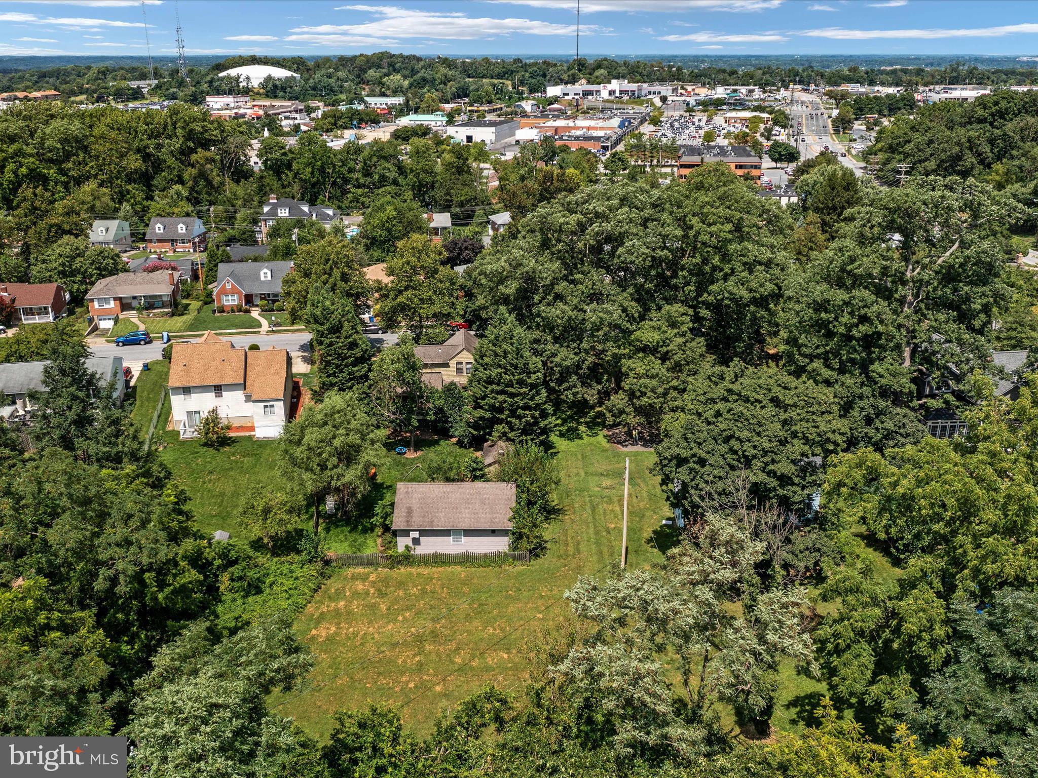1909 Altavue Road Catonsville, MD 21228 - Photo 5 of 26