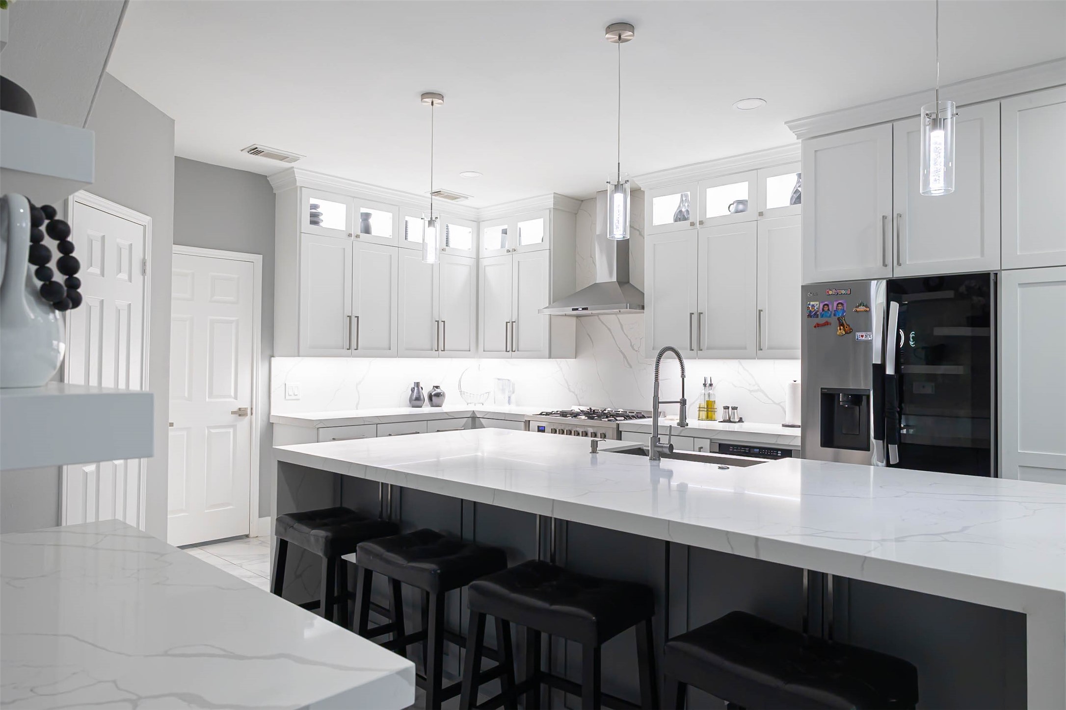 4303 Bridgestone Cedar Drive Spring, TX 77388 - Photo 13 of 50 Gallery Image 13