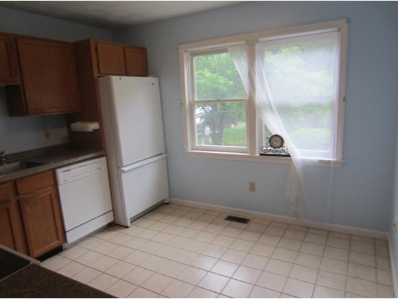 9 Villager Road, Unit 9 Chester, NH 03036 - Photo 4 of 22