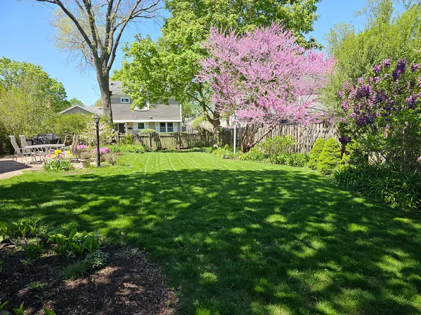 $509,900 | 4 Athens Court, Vernon Hills, IL 60061