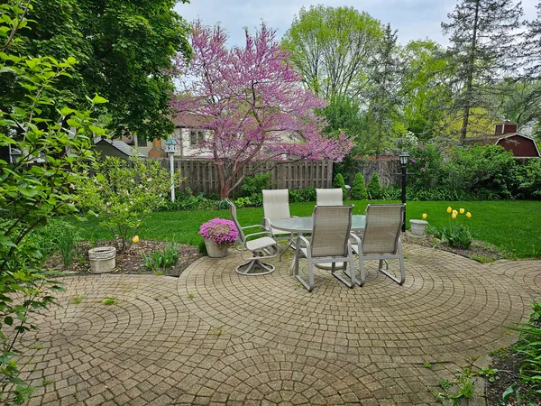 $509,900 | 4 Athens Court, Vernon Hills, IL 60061