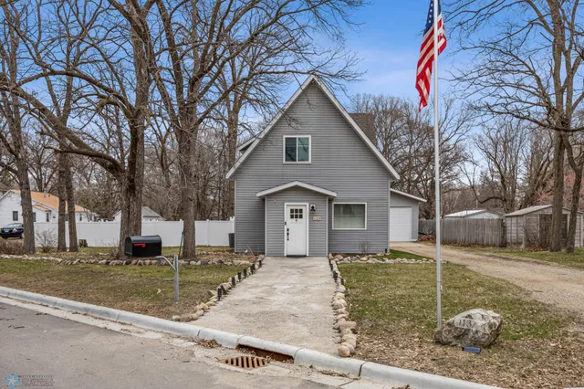 $279,000 | 1137 Campbell Avenue, Detroit Lakes, MN 56501