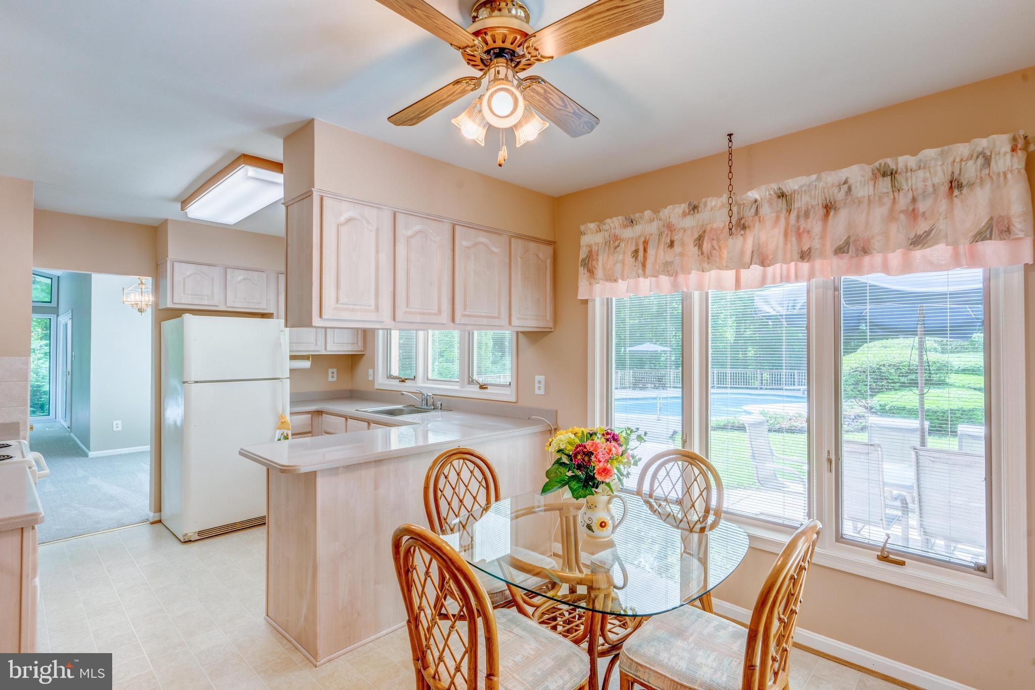 229 King James Road Upper Marlboro, MD 20774 - Photo 31 of 63 Breakfast Nook