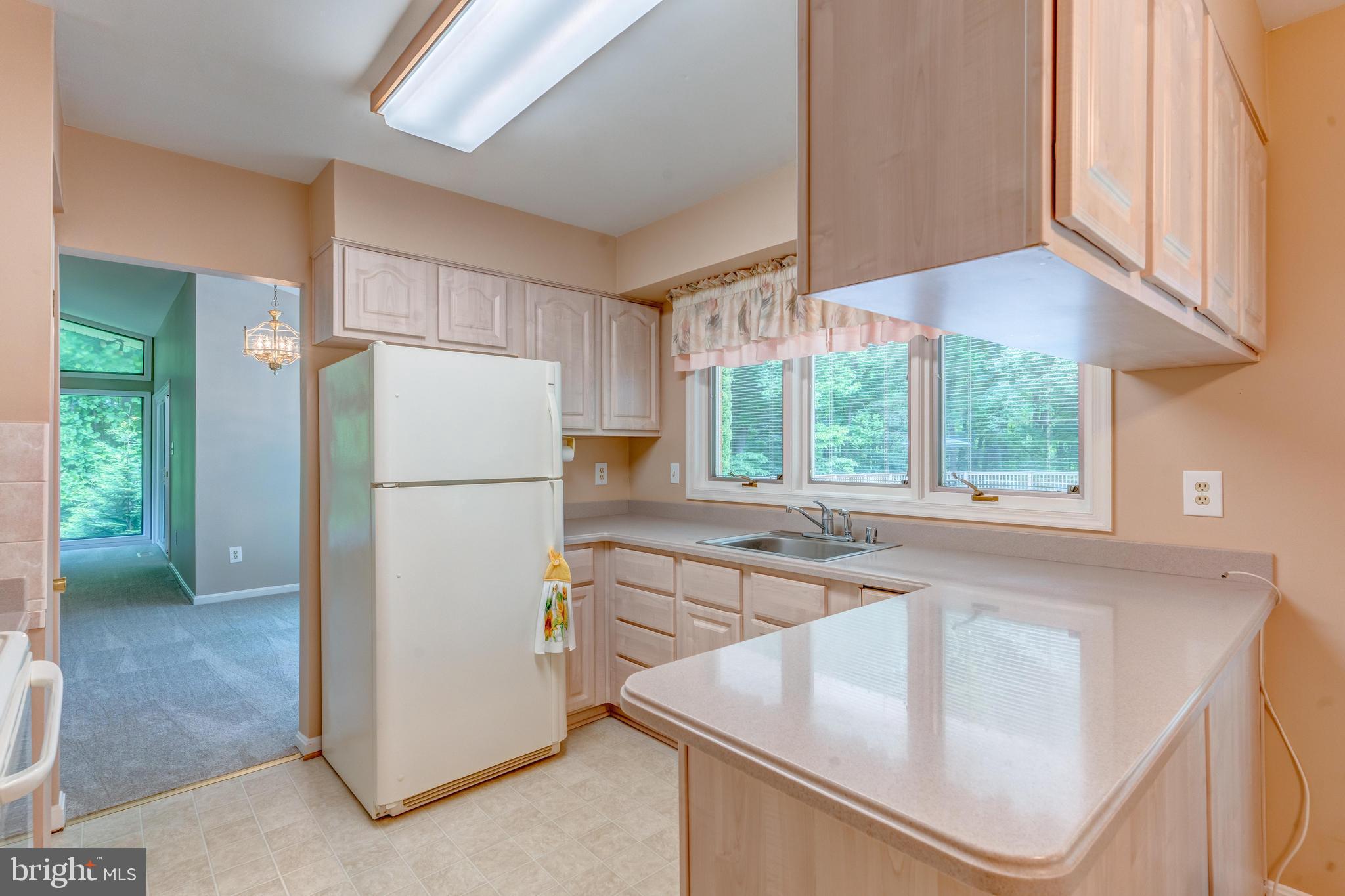 229 King James Road Upper Marlboro, MD 20774 - Photo 33 of 63 Kitchen