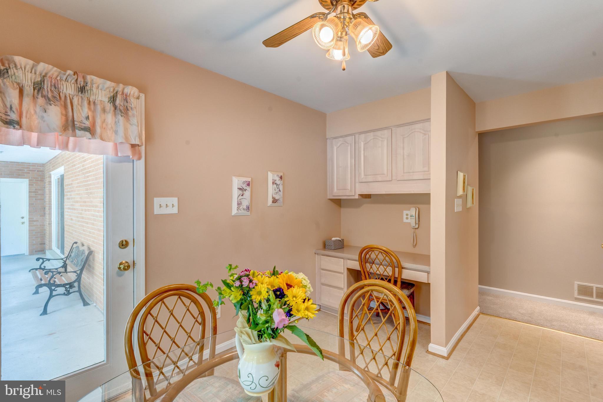 229 King James Road Upper Marlboro, MD 20774 - Photo 34 of 63 Breakfast Nook and Desk
