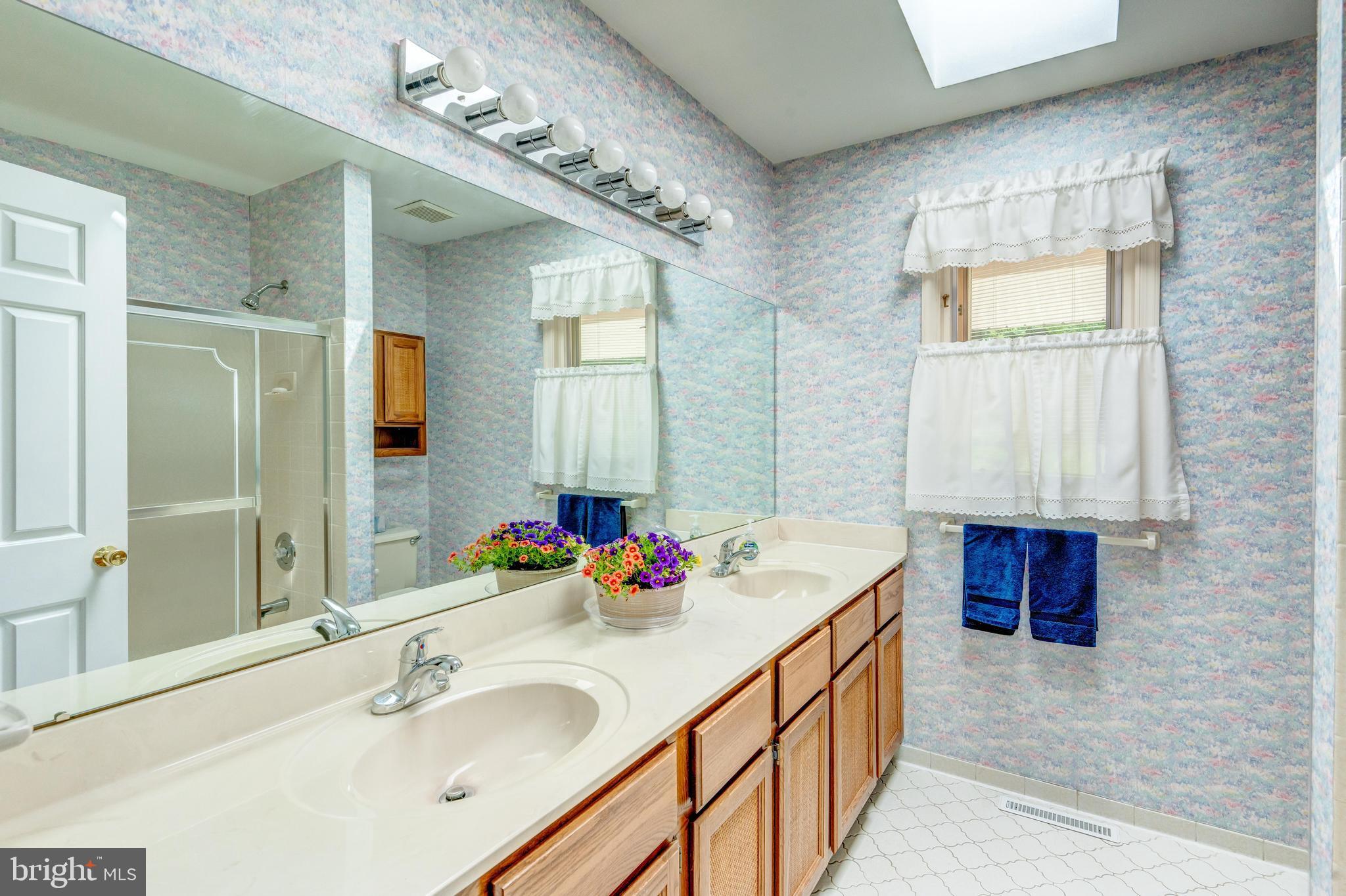 229 King James Road Upper Marlboro, MD 20774 - Photo 52 of 63 Hall Bathroom