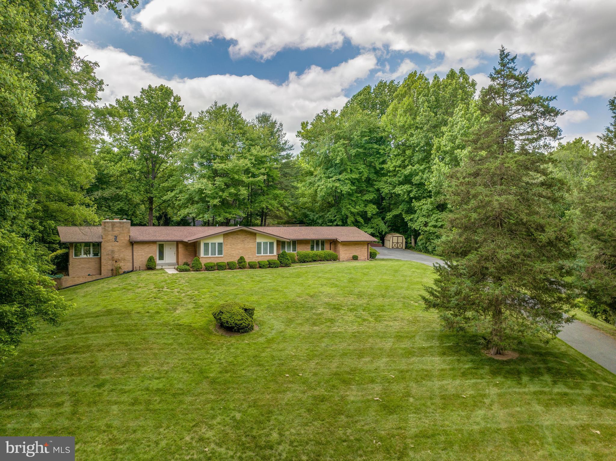 229 King James Road Upper Marlboro, MD 20774 - Photo 6 of 63 View of front yard