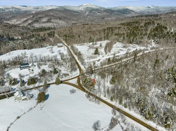 $600,000 | 4020 North Fayston Road, Fayston, VT 05660