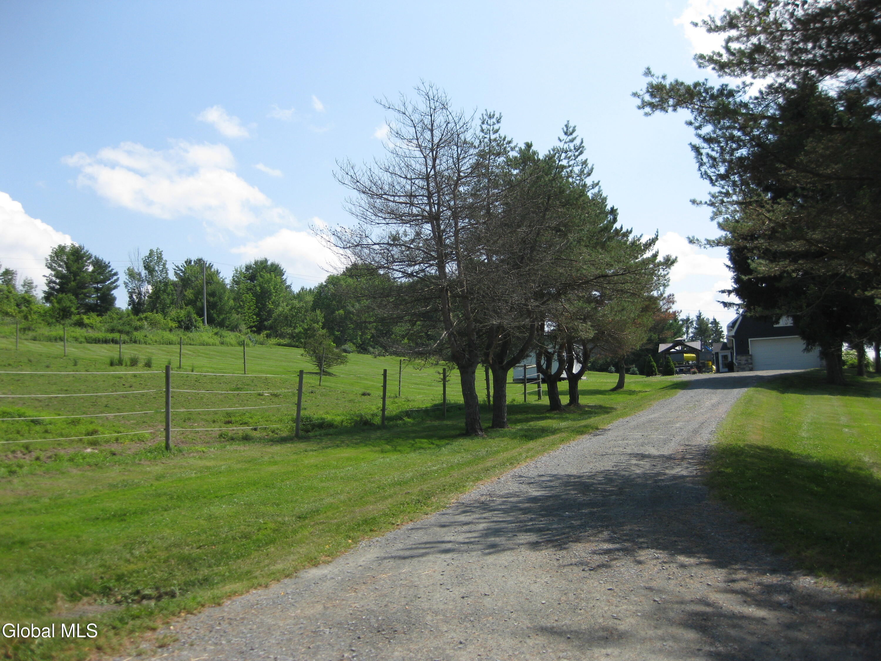 106 Mosher Road Sand Lake, NY 12153 - Photo 11 of 53 IMG_6863