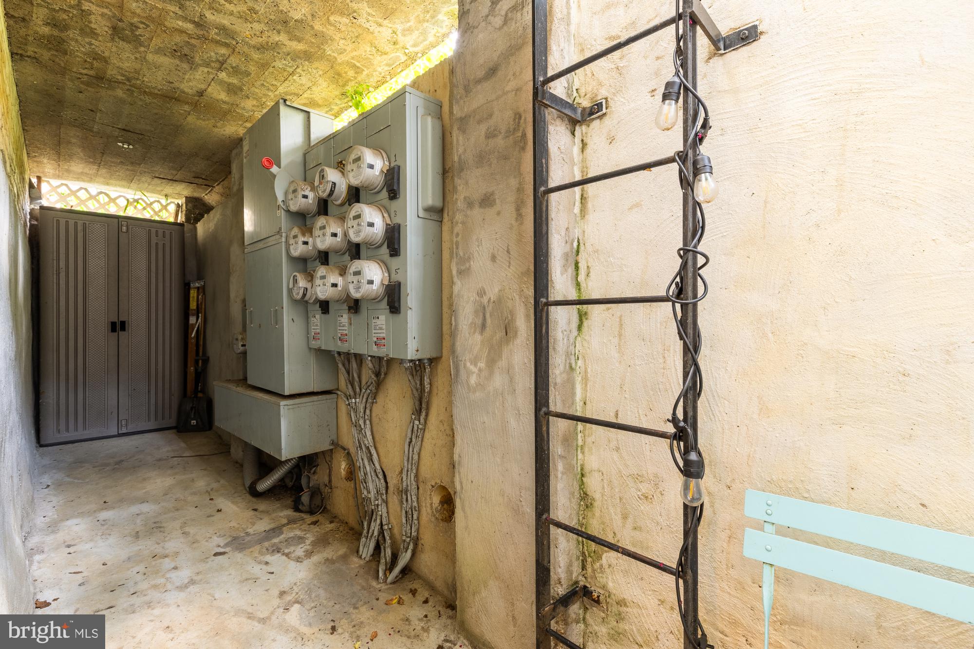 1845 Kalorama Road Northwest, Unit 1 Washington, DC 20009 - Photo 25 of 39 a bathroom with a shower and a sink