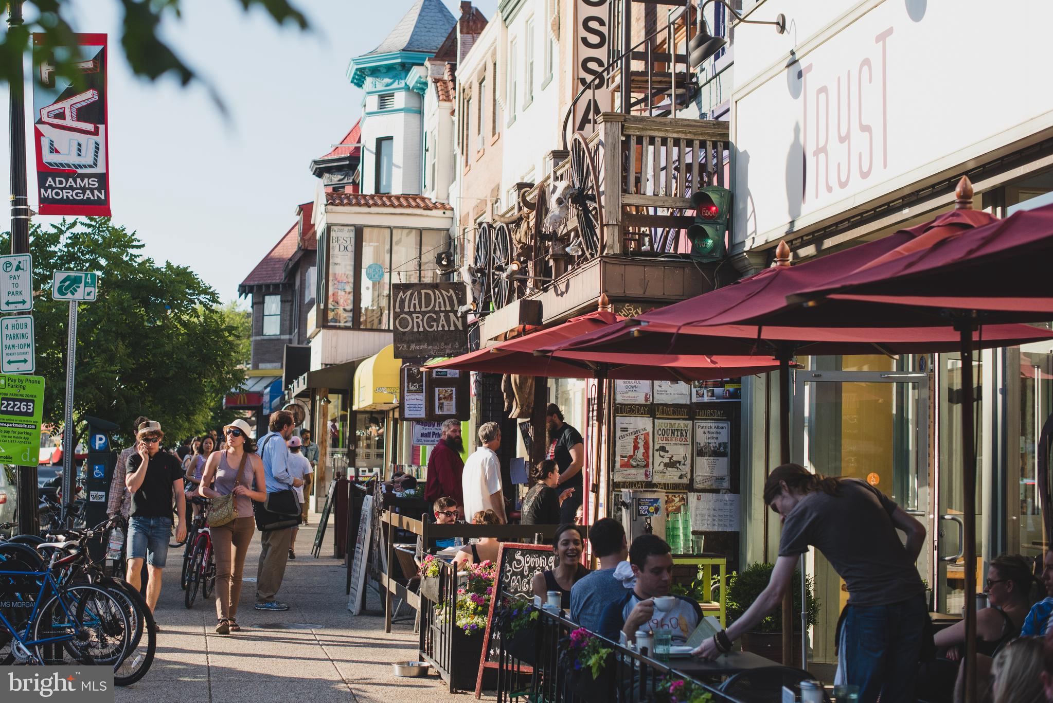 1845 Kalorama Road Northwest, Unit 1 Washington, DC 20009 - Photo 28 of 39 a view of water fountain in front of building