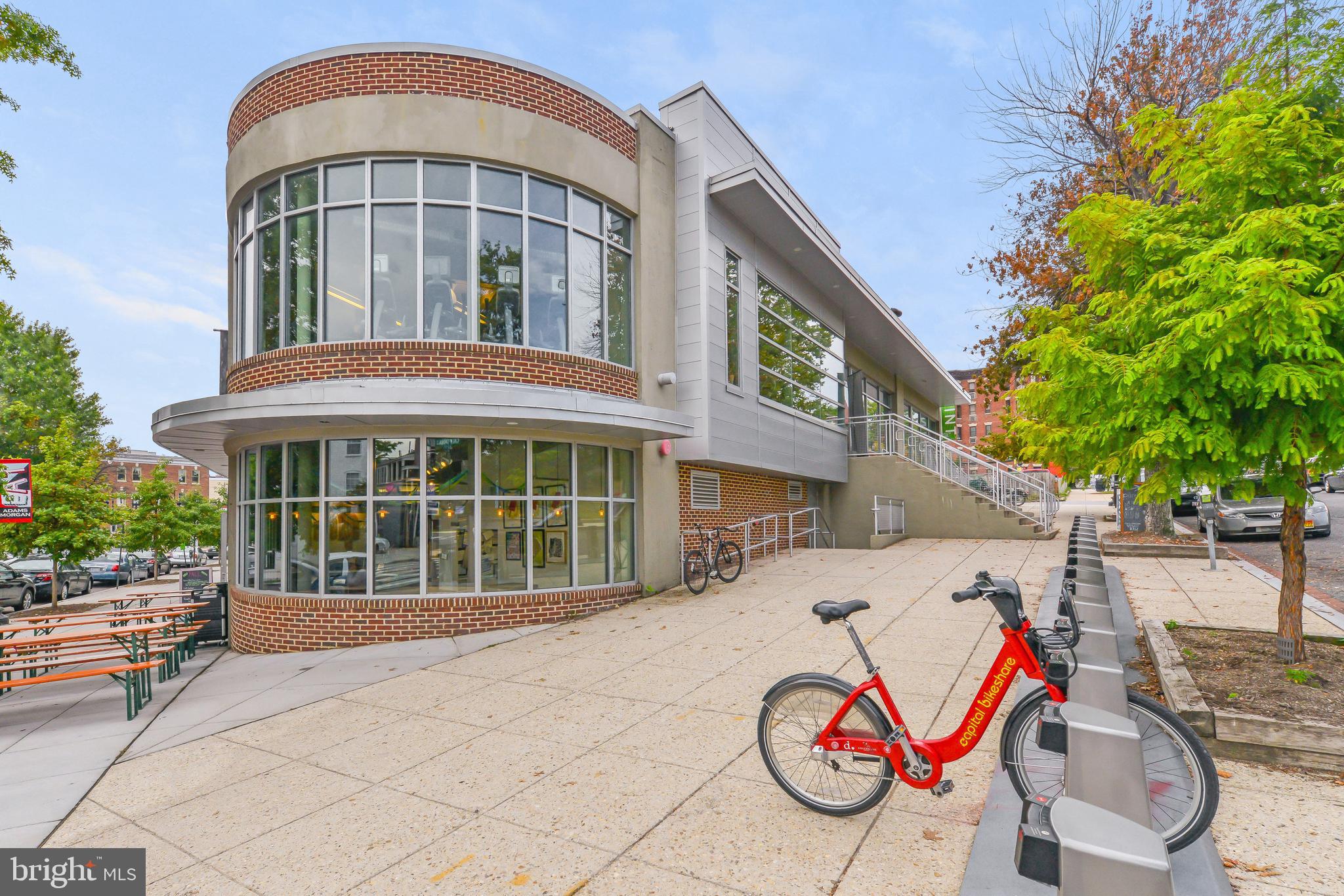 1845 Kalorama Road Northwest, Unit 1 Washington, DC 20009 - Photo 38 of 39 a front view of a house with balcony
