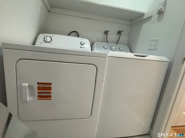 $3,900 | 57 Dean Street, Unit 4, Stamford, CT 06902