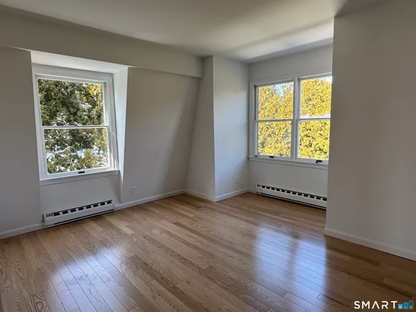 $3,900 | 57 Dean Street, Unit 4, Stamford, CT 06902