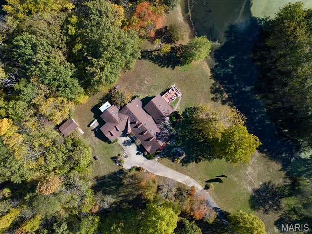 $649,333 | 12746 Rolling Hills Drive, Trenton, IL 62293