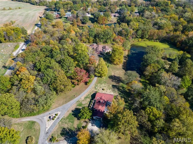 $649,333 | 12746 Rolling Hills Drive, Trenton, IL 62293