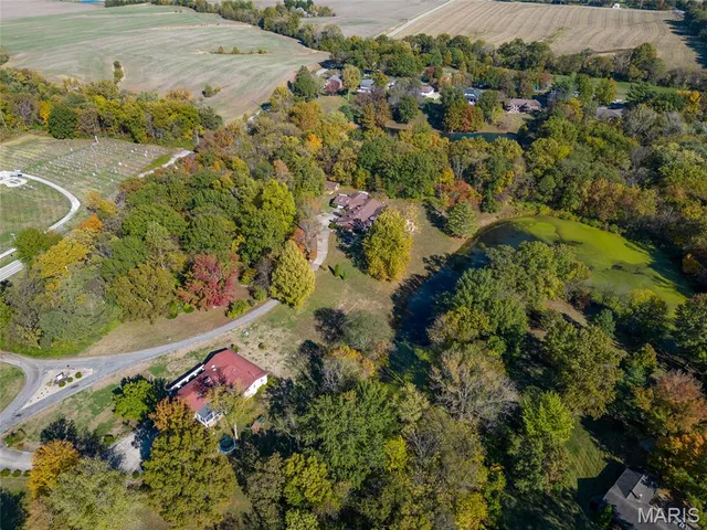 $649,333 | 12746 Rolling Hills Drive, Trenton, IL 62293