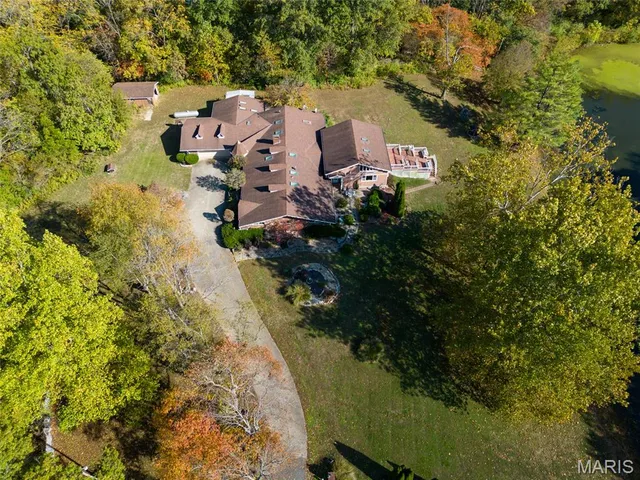 $649,333 | 12746 Rolling Hills Drive, Trenton, IL 62293