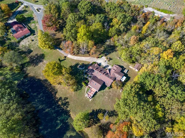 $649,333 | 12746 Rolling Hills Drive, Trenton, IL 62293