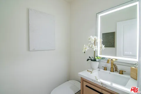 $1,199,000 | 1925 South Beverly Glen Boulevard, Unit 30, Los Angeles, CA 90025