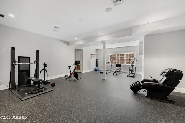 $35,000 | 828 North Street, Greenwich, CT 06831