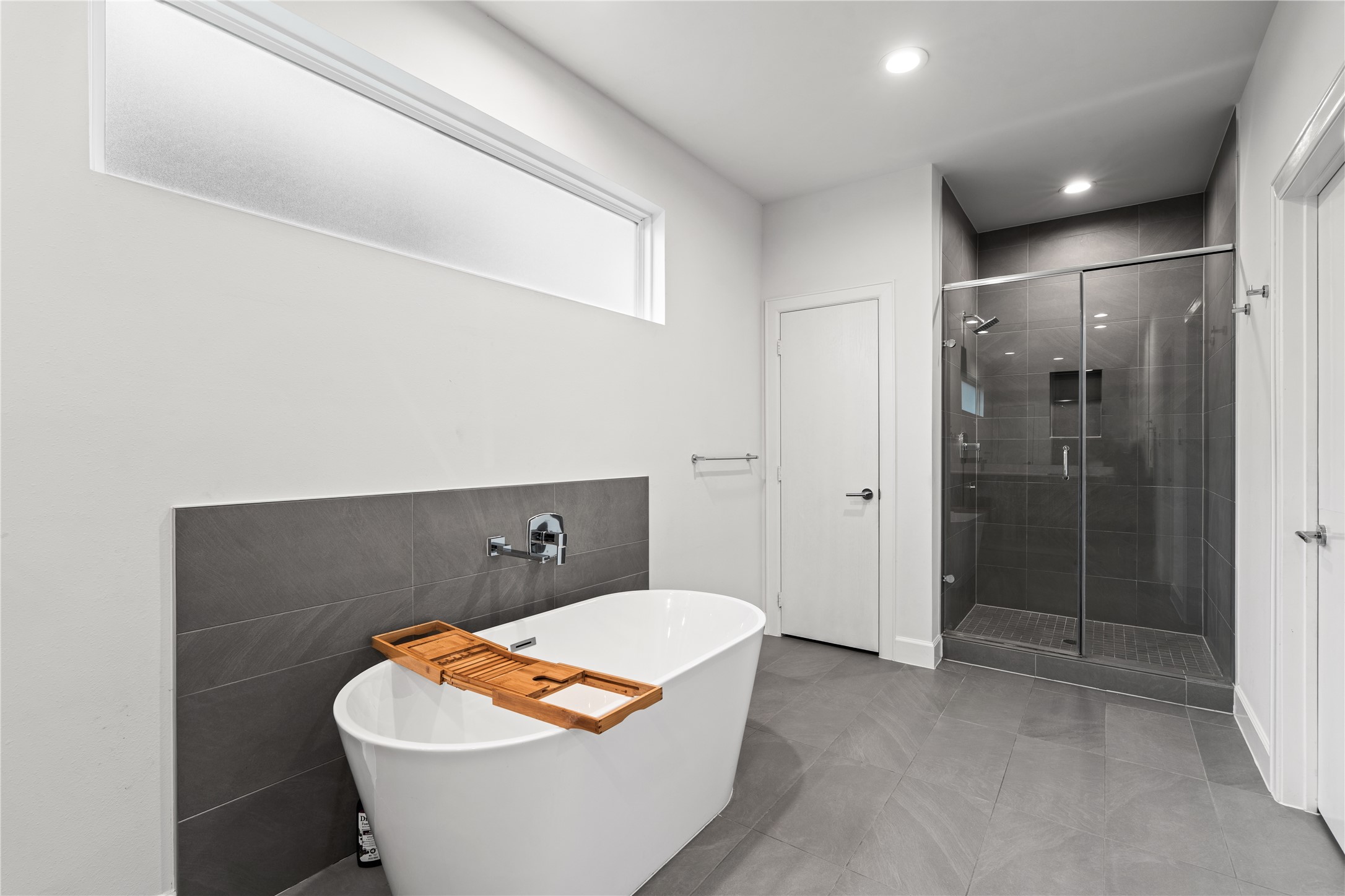 6819 Rocinante Lane Houston, TX 77092 - Photo 20 of 24