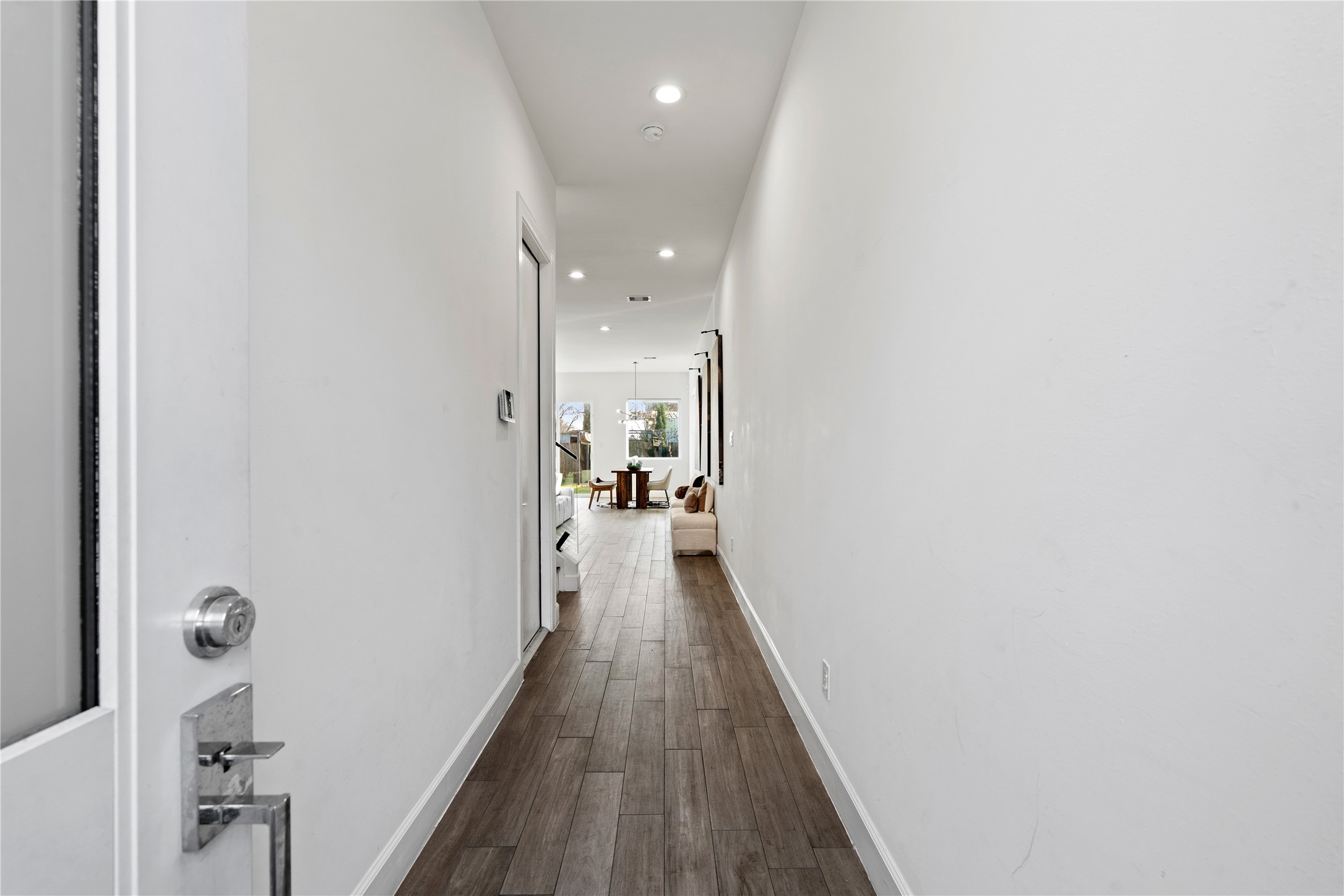 6819 Rocinante Lane Houston, TX 77092 - Photo 2 of 24