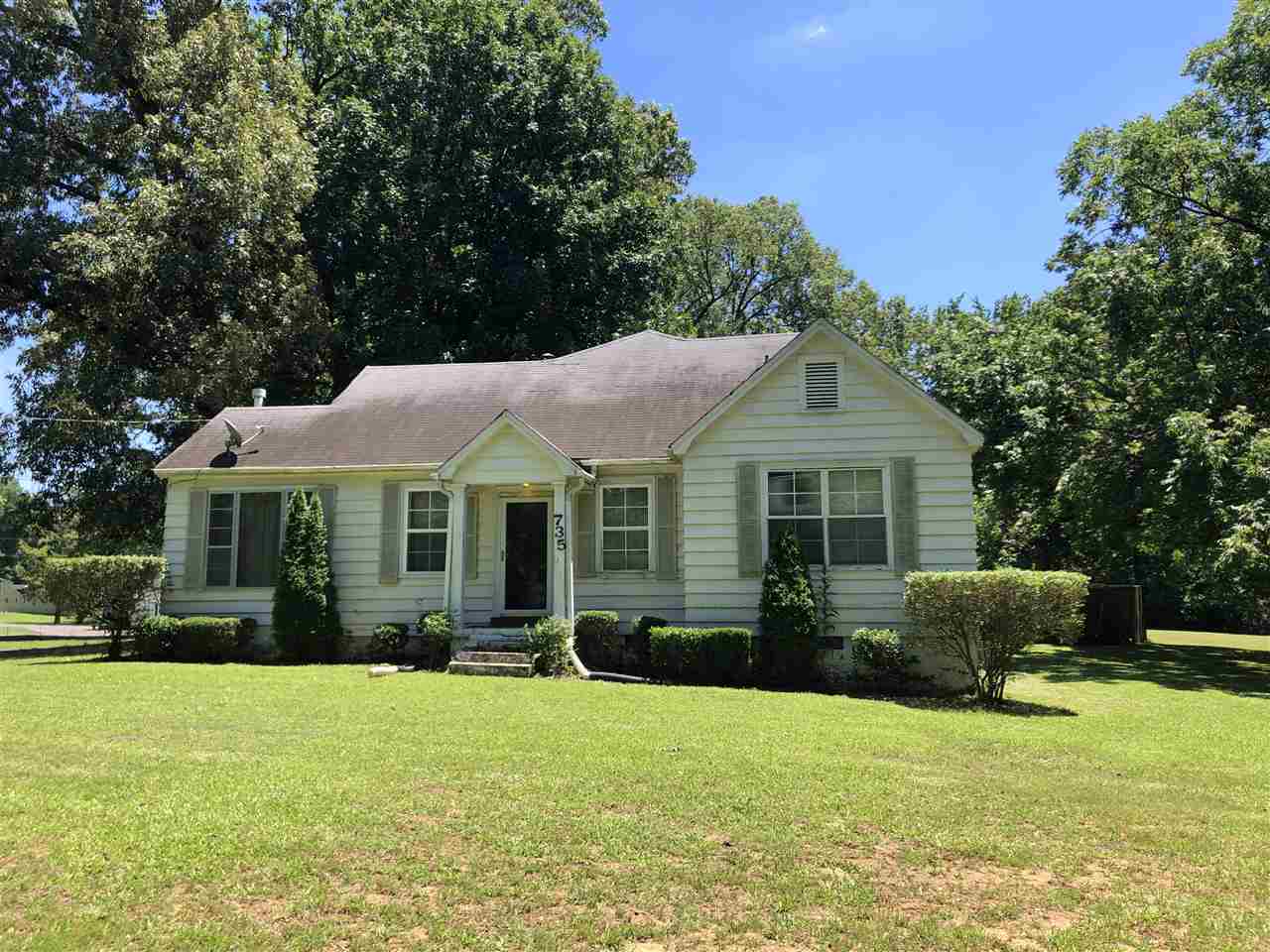 735 Hale Road Memphis, TN 38116 - Photo 2 of 23
