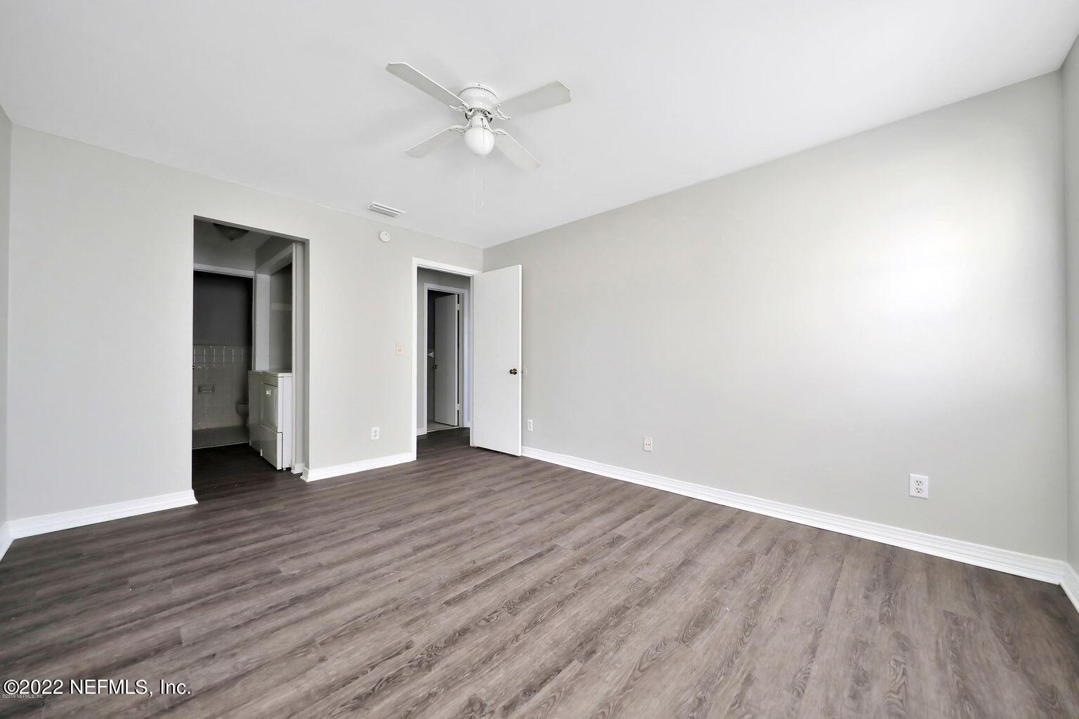 7346 El Barco Road, Unit 8 Jacksonville, FL 32216 - Photo 14 of 18 00014