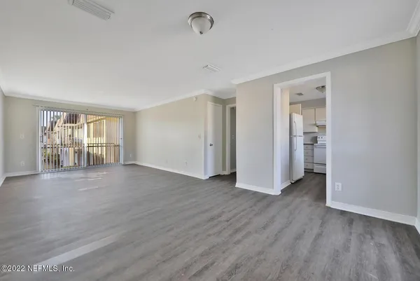 $1,250 | 7346 El Barco Road, Unit 8, Jacksonville, FL 32216