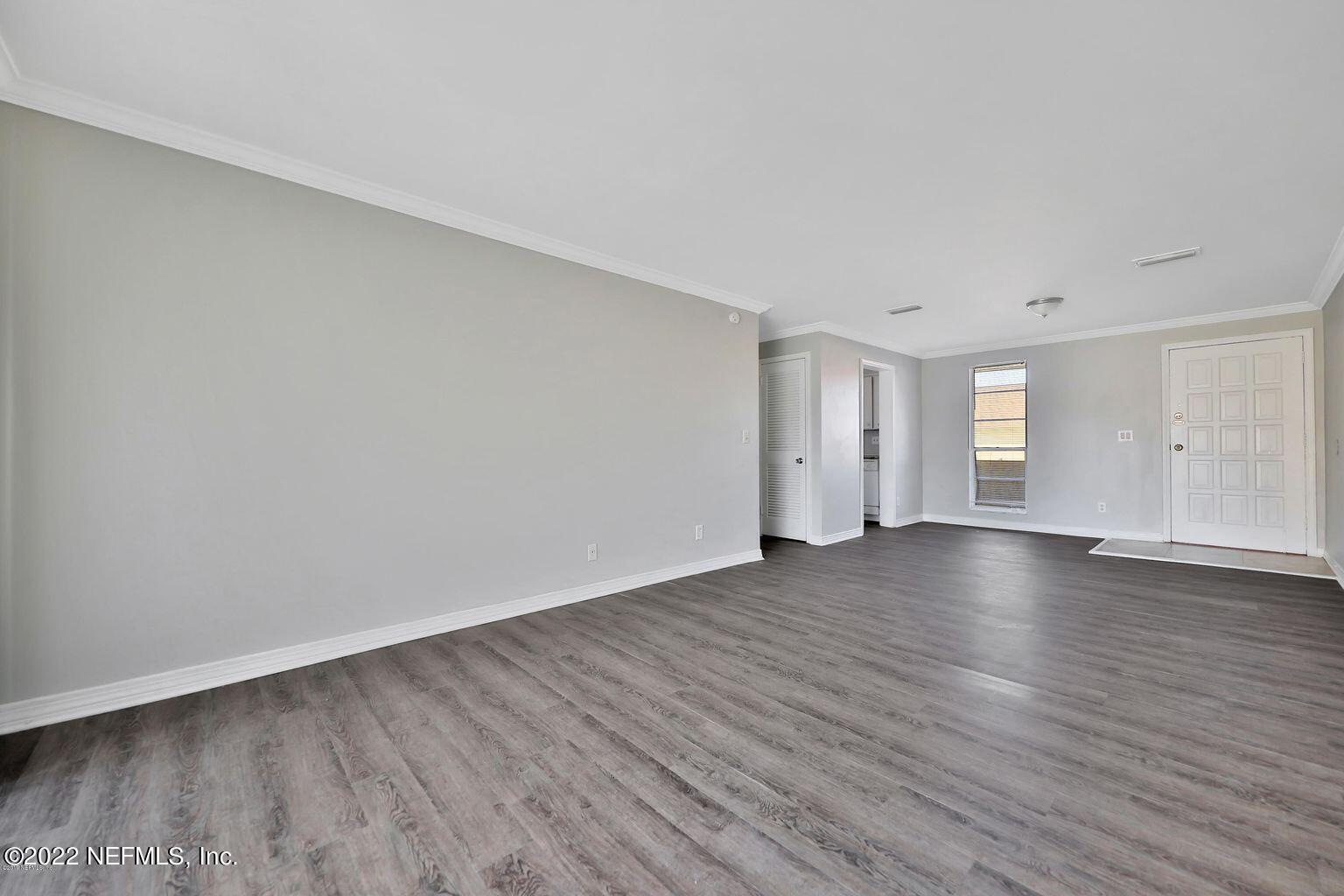 7346 El Barco Road, Unit 8 Jacksonville, FL 32216 - Photo 7 of 18 0006