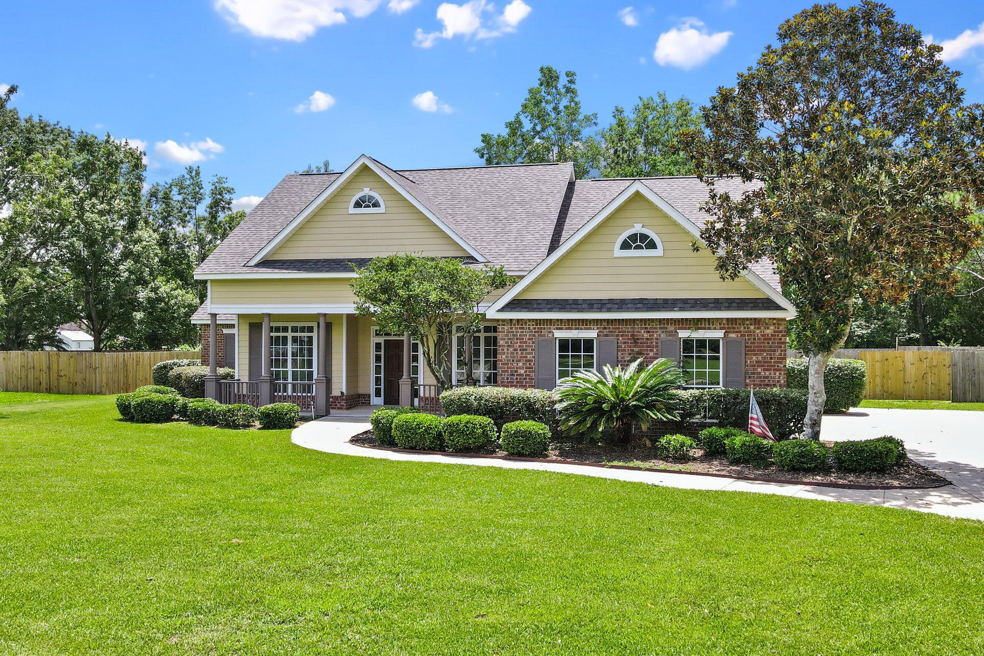 204 Oxford Way Foley, AL 36535 - Photo 5 of 49