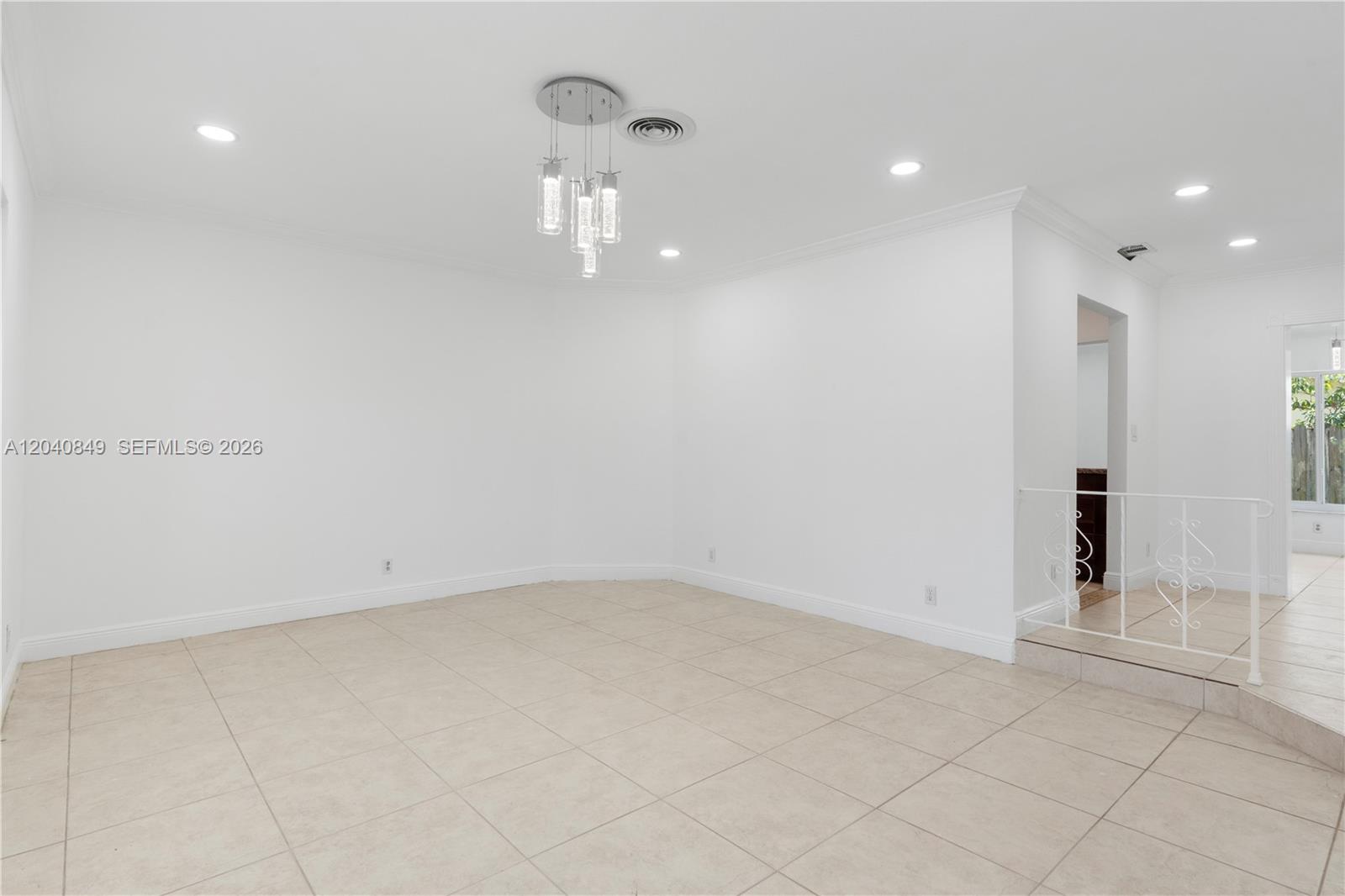 5160 Southwest 8th Street Margate, FL 33068 - Photo 6 of 28