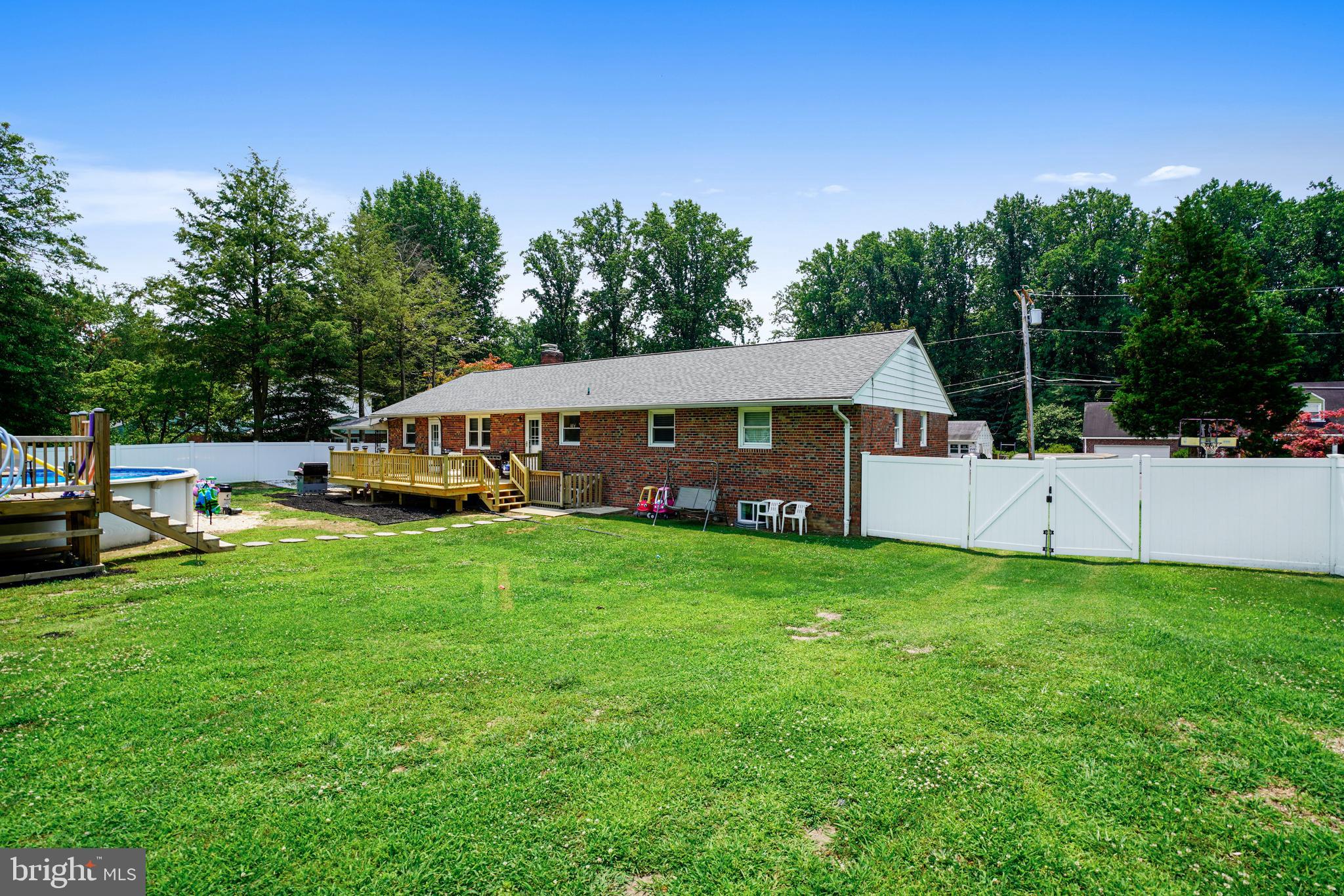 1194 Hillcrest Road Odenton, MD 21113 - Photo 3 of 36 Gallery Image 3